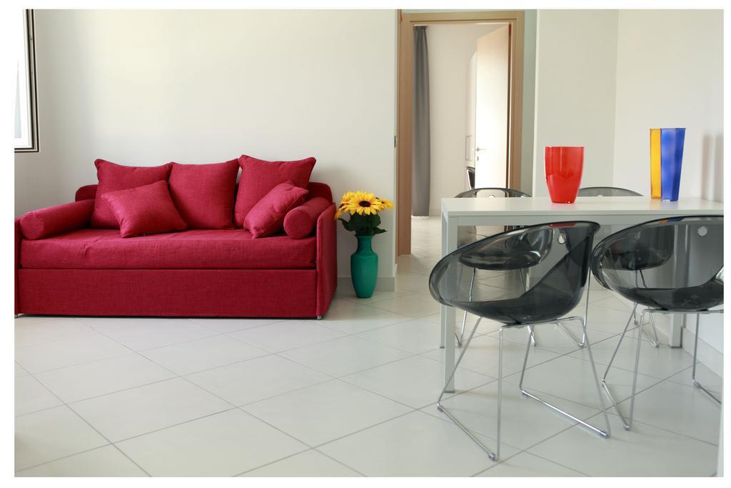 Brezza Di Grecale Aparthotel Trapani Ruang foto