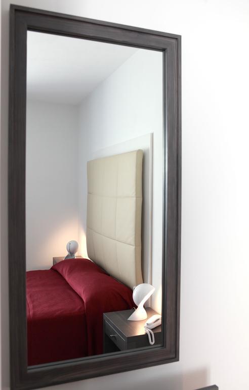 Brezza Di Grecale Aparthotel Trapani Ruang foto