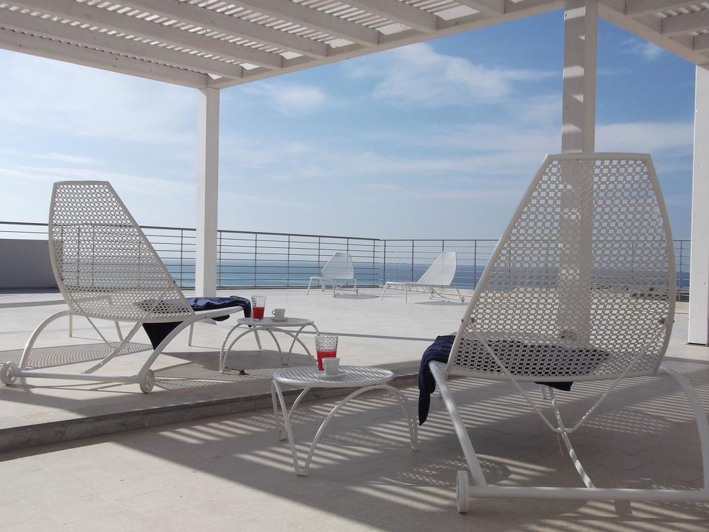 Brezza Di Grecale Aparthotel Trapani Bagian luar foto