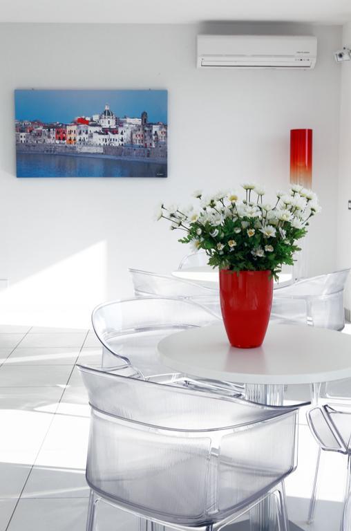 Brezza Di Grecale Aparthotel Trapani Bagian luar foto